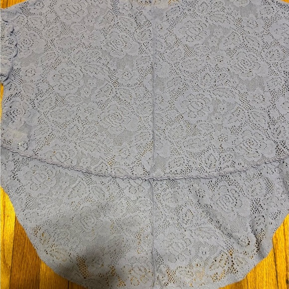 Free People  Size Small Lavender Colored Oversized Super Soft Cutout Top - Picture 14 of 14